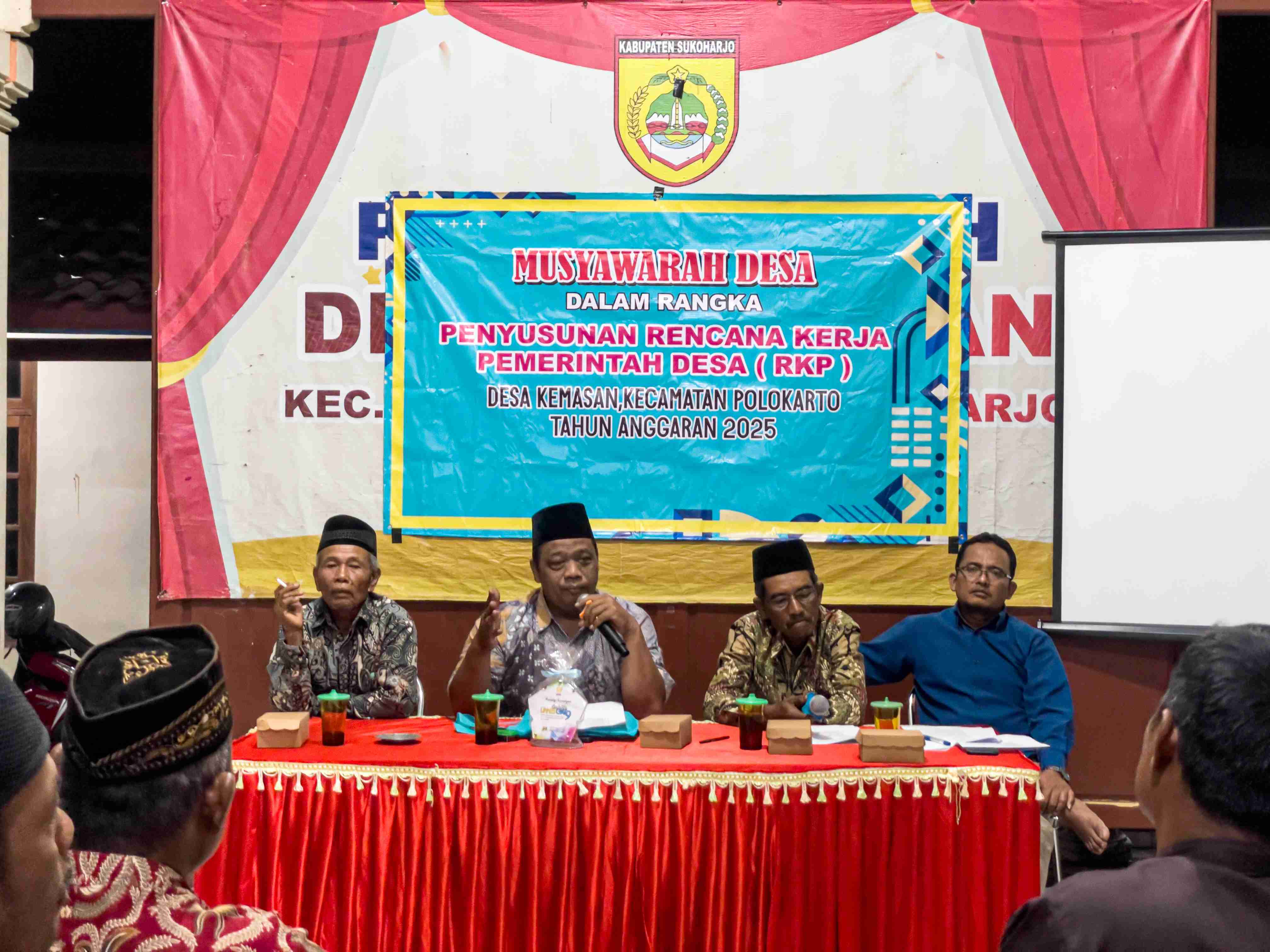 Musyawarah Besar Desa Kemasan Sekaligus Pelepasan KKN UNNES